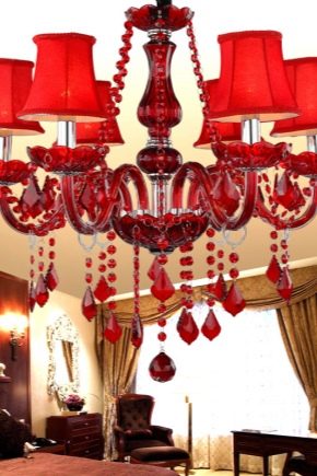 Candelier merah